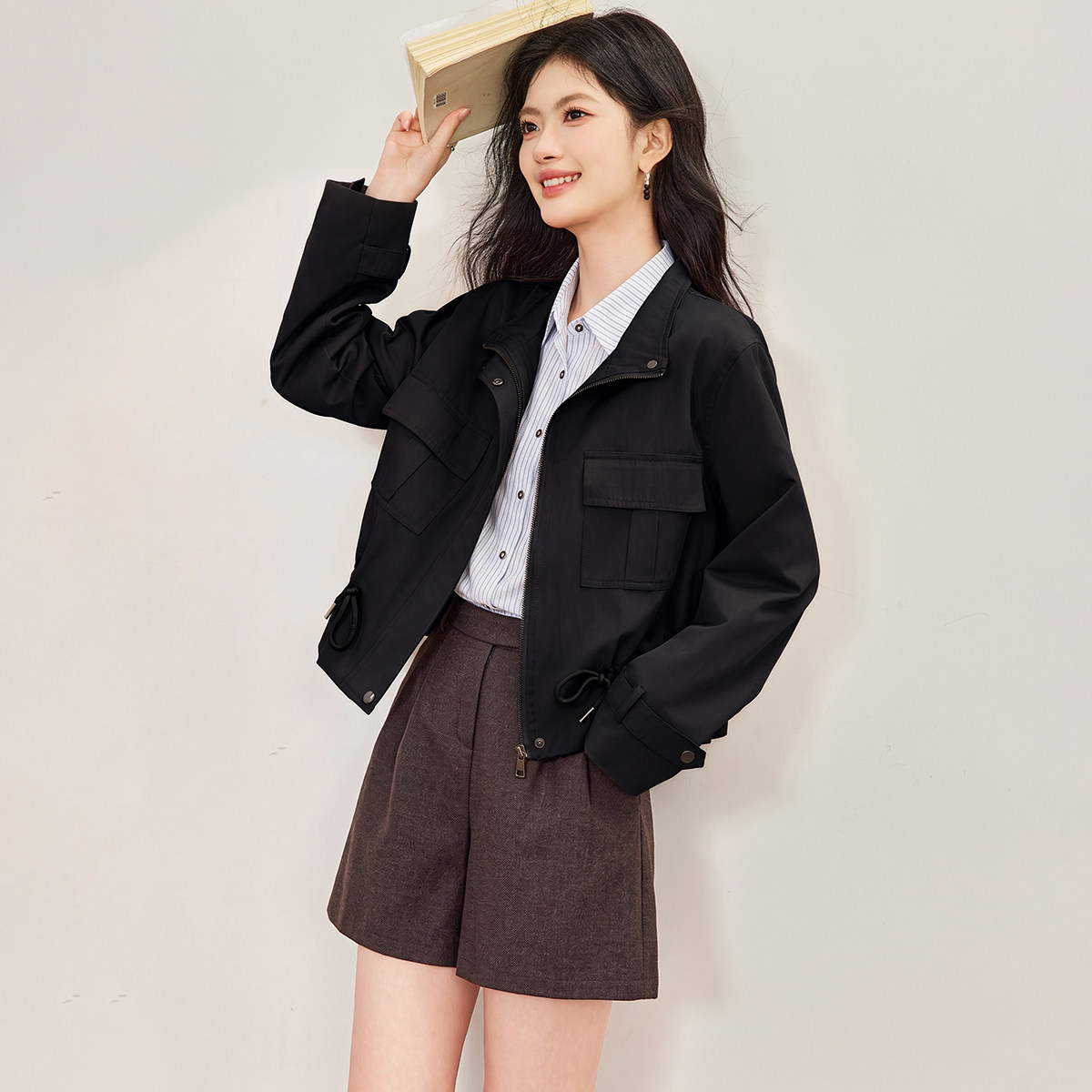 诗萌黑色工装多口袋短外套女