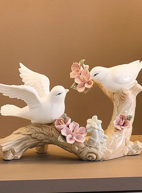 陶瓷摆件家居饰品简约现代电视柜客厅卧室装饰品高档轻奢结婚礼物