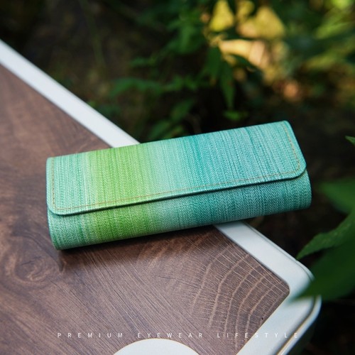 MARCWOOD眼镜盒送眼镜布