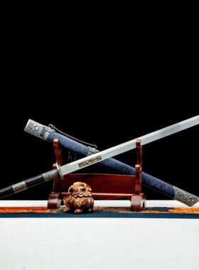 龙泉市刀剑高锰钢双手康熙战刀