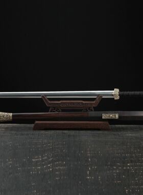 龙泉市刀剑花纹钢烧刃防身宝剑