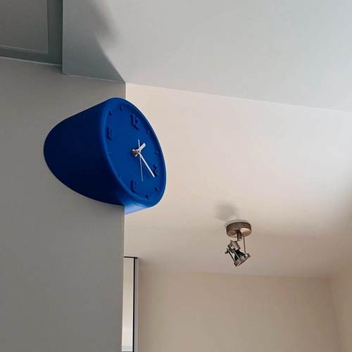 免打孔墙角钟表客厅简约现代ins科技艺术装饰遮孔挂钟高级感静音