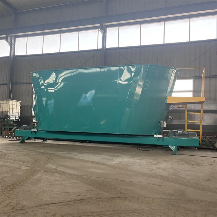 22方立式日粮搅拌机粉碎揉丝搅草机TMR饲喂机养殖饲料加工设备