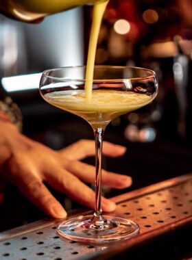 日式木村古典鸡尾酒杯玻璃阔口高脚酒杯蝶形宽口香槟杯酒吧调酒杯