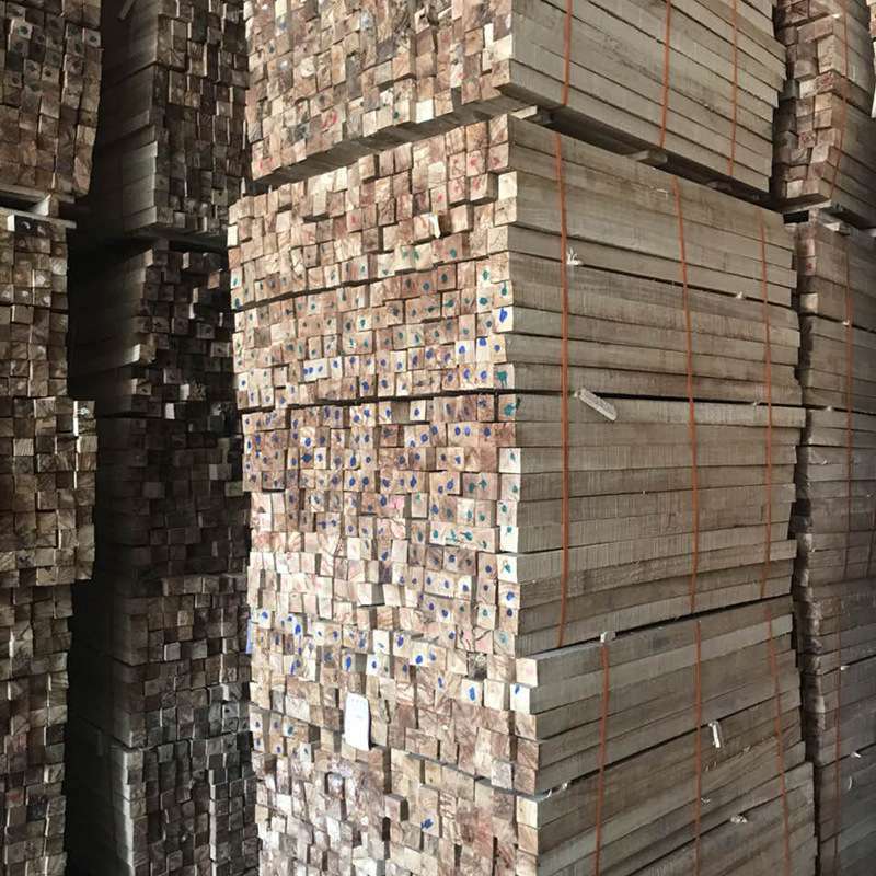 印尼橡胶木木方 防腐印尼橡胶木 实木板橡胶木厂家 家具用木材