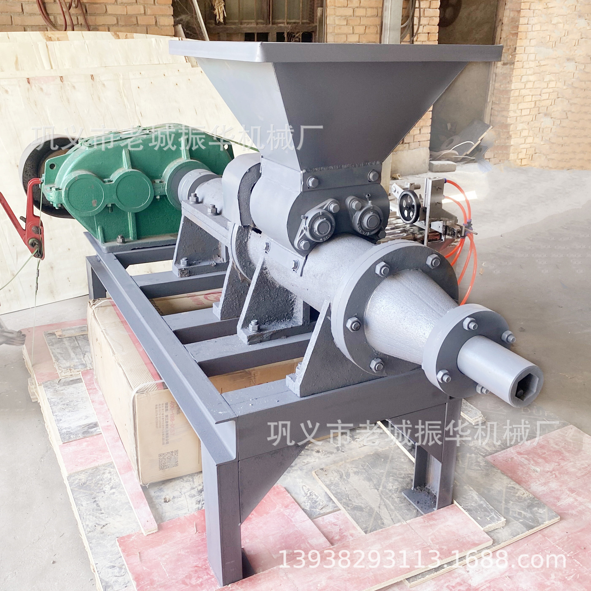 供应节煤竹炭粉成型机 挤压兰炭制棒机 中小型碳棒挤出机用途