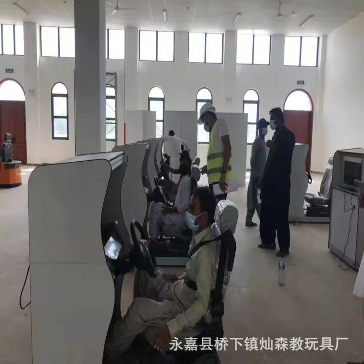 供应外贸模拟器 英文版模拟器 汽车模拟器
