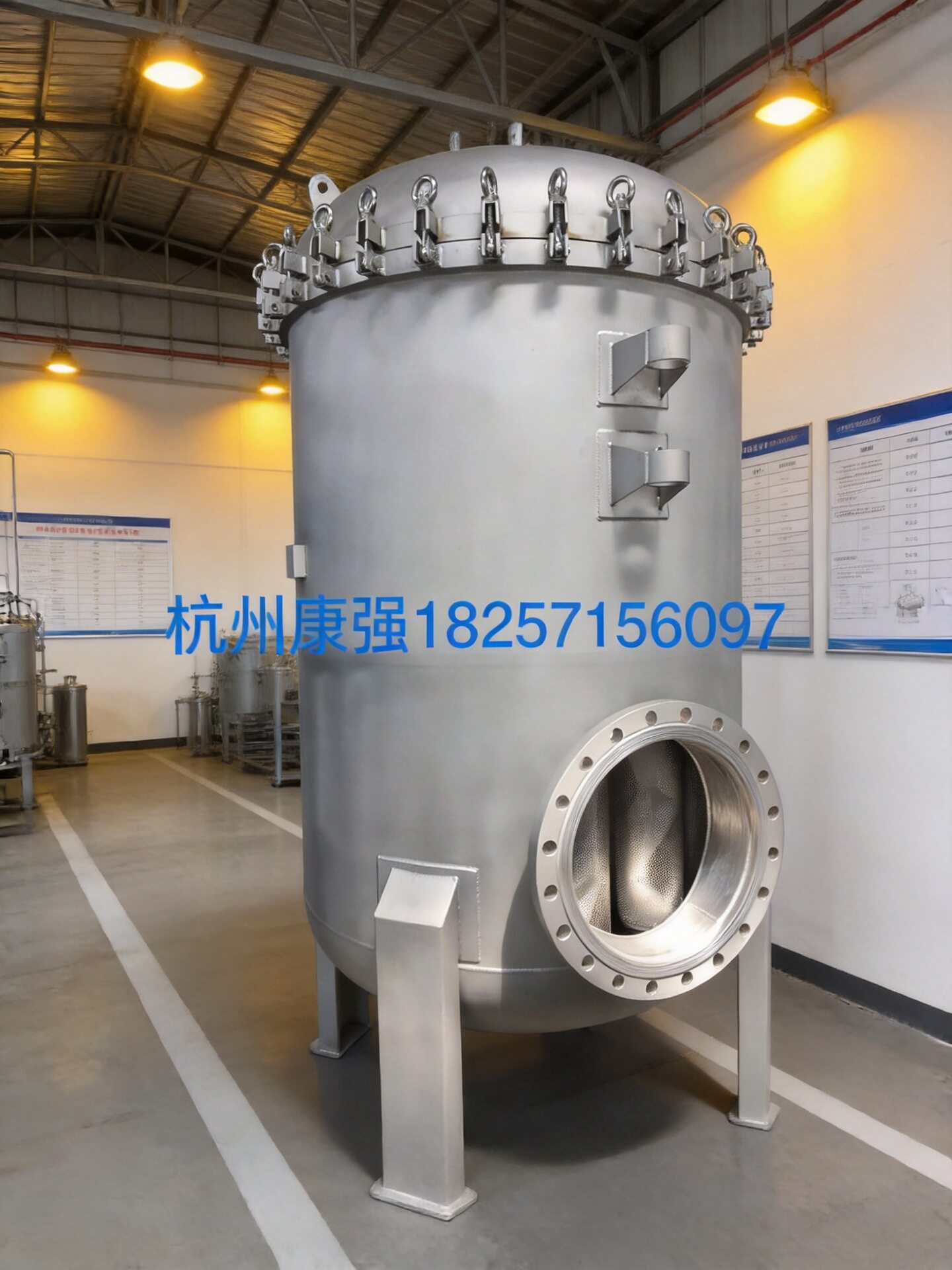 23个滤袋 直径1米4 500吨每小时 200目 不锈钢304袋式过滤器