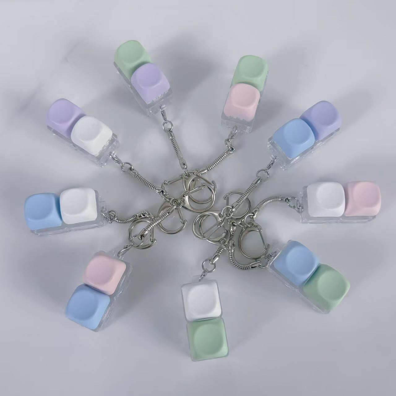 跨境减压复古圆帽3459解压按键机械键盘手指捏捏玩具钥匙扣