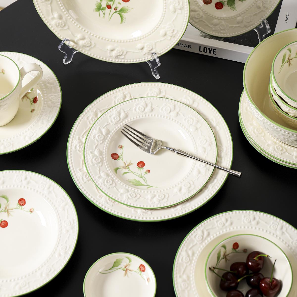 川岛屋法式浮雕餐具碗碟套装家用搬家礼物乔迁新居送人高档碗盘筷