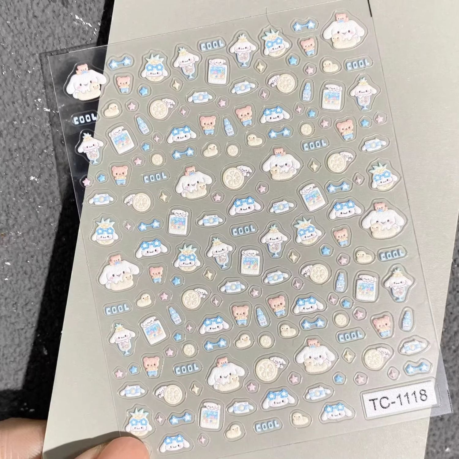可爱三丽鸥立体浮雕美甲贴纸