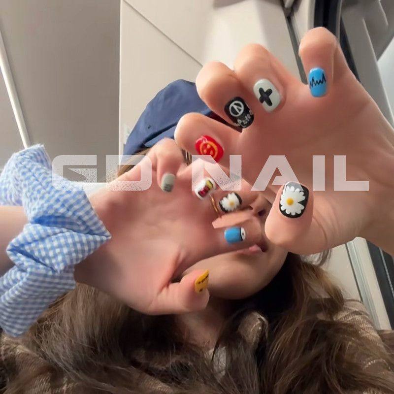 ins韩国GD同款小雏菊浮雕美甲贴DIY浮雕立体美甲贴纸指甲装饰贴纸
