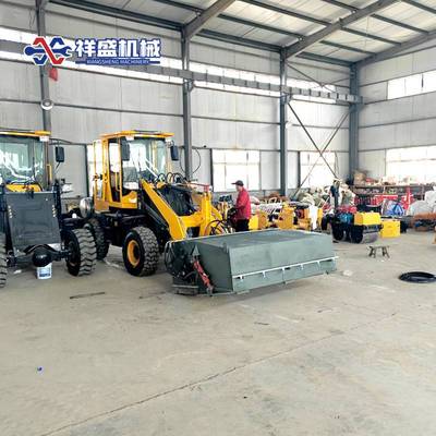 装载机改装路面扫地机封闭式工程工地泥块沙石清扫车大型吸尘车