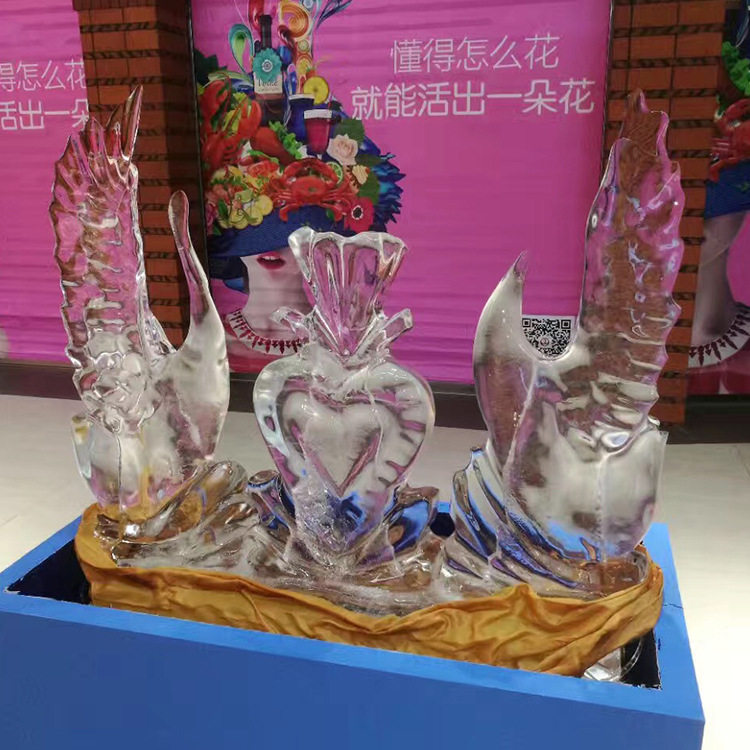 玻璃钢仿真冰雕冬季橱窗冰山陈列道具制作冰雕冰山陈列展示摆件