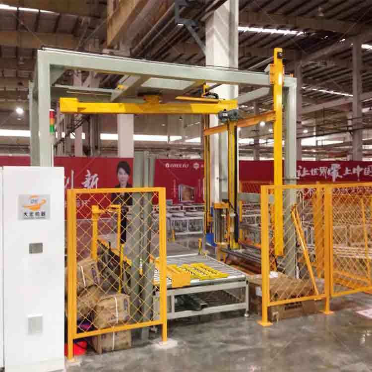 LR1800FZ摇臂缠绕包装机