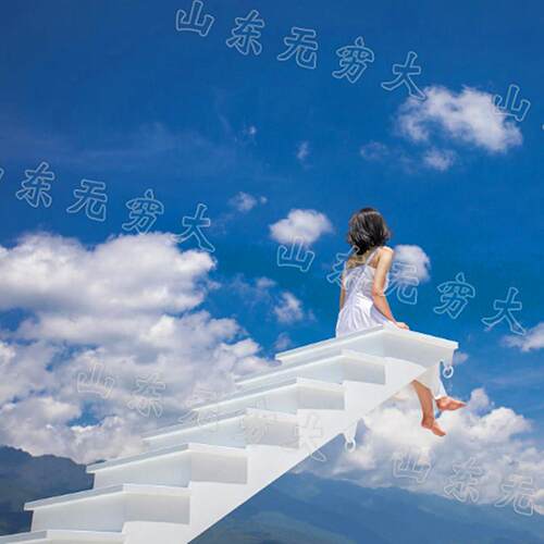 户外创意月亮造型网红天梯大型落地摆件农场花海引流景观道具