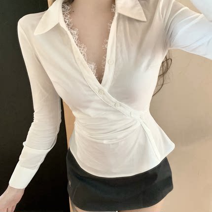 实拍实价纯欲修身设计感花边白衬衫女辣妹褶皱收腰显瘦内搭上衣