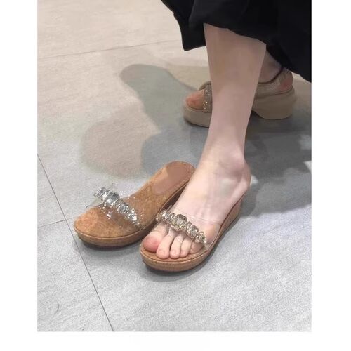 新品绝美坡跟一字拖透明凉t拖鞋女2026新款夏季厚底拖鞋外穿海边