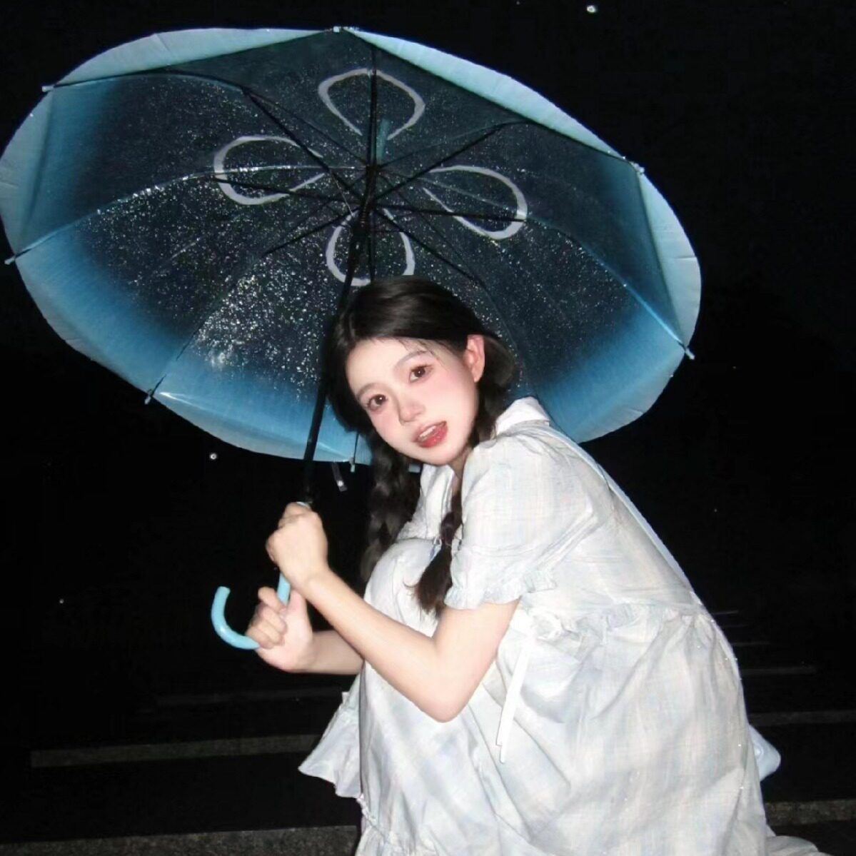 现货日系梦幻网海月水母透明雨伞加厚自动抗风拱形弯柄长柄雨伞女