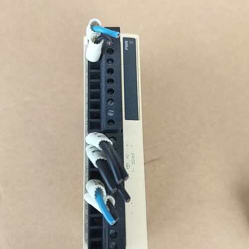 议价PLC模块TM2AMM6HT ，功能正常，货，实物