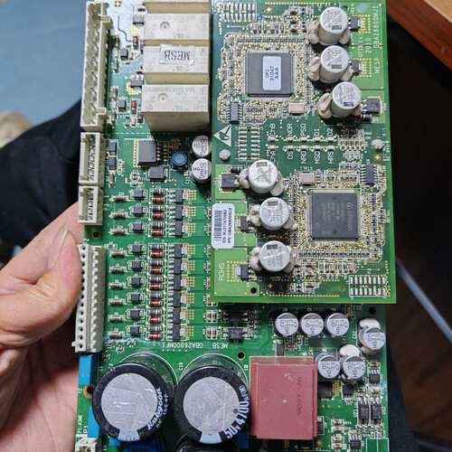 议价奥的斯扶梯主板MESB GBA26800MJ1，功能完好无维