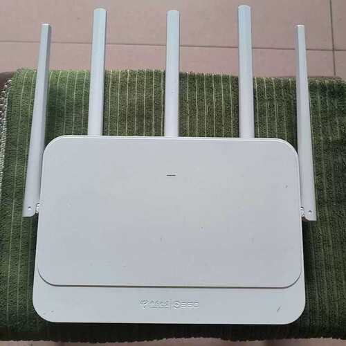 议价360T7 WIFI6 路由器成色如图，还剩一个包