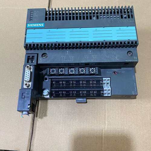 议价135-0HF01-0XB0带底座模块PLC