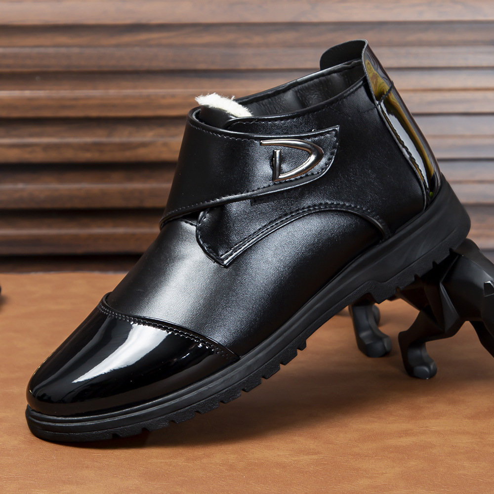 男鞋冬季新款英伦风潮鞋男士加绒皮面棉鞋加厚保暖防水雪地靴男鞋