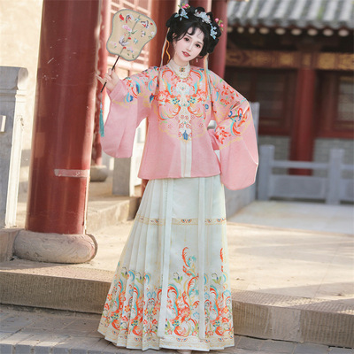 原创明制汉服女2026新款秋季印花琵琶袖上衣马面裙日常中国风套装