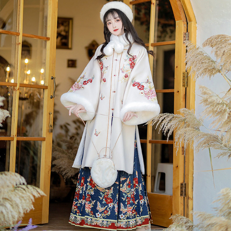 明制汉服女2025新款拜年服国风改良马面裙套装古装冬季加绒长衫,女装/女士精品,汉服套装,淘宝优惠券,粉丝福利购,淘宝优惠卷