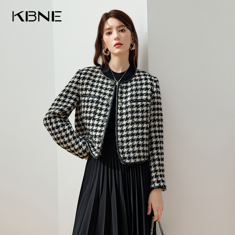 KBNE【商场同款】绵羊毛呢外套女2025冬季新款爆款小香风毛呢外套