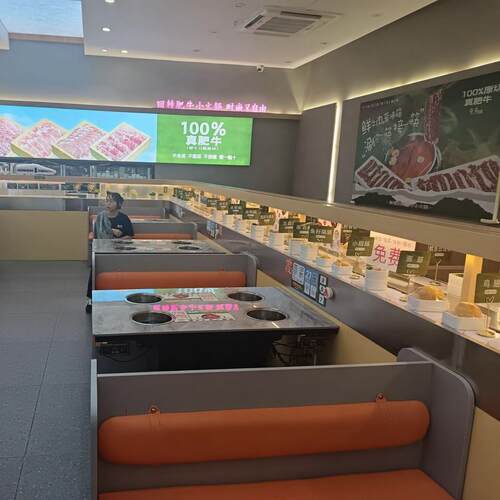 智轨道送餐轨能道送转餐设备铁板烧设商备用旋火锅寿司HTN设备厂