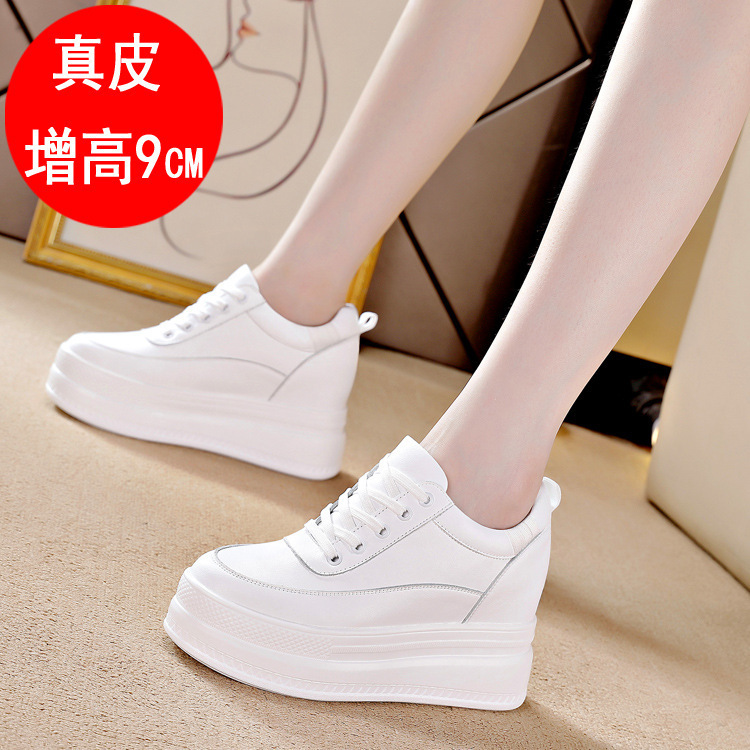 2025年新款透气加绒显腿长小白鞋