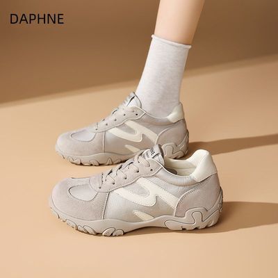达芙妮女鞋厚底德训鞋女2026春季新款内增高百搭休闲阿甘运动鞋子