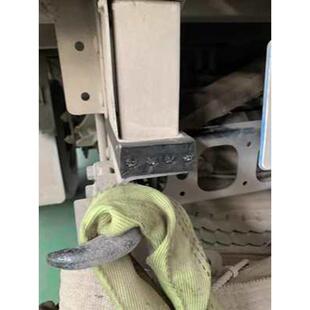 货车大梁垫皮橡胶垫枕木垫木吊车支腿货车货箱胶垫耐磨汽车车厢用