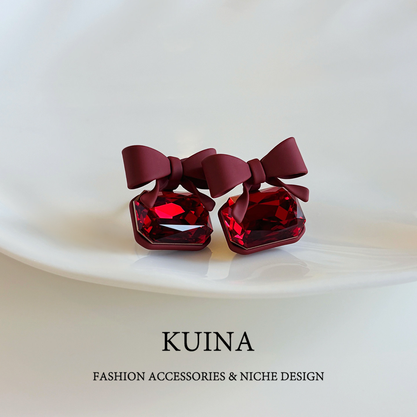 红色蝴蝶结水晶耳钉女小众轻奢