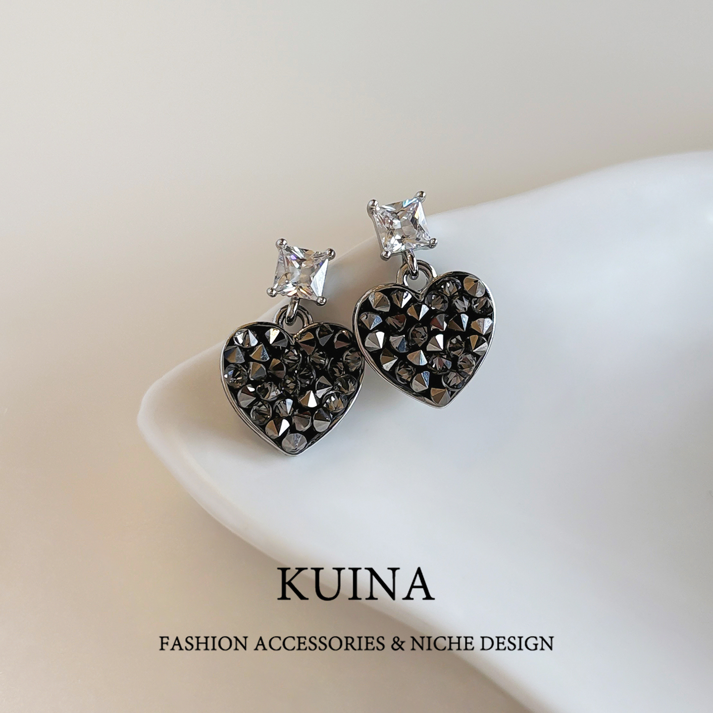 轻奢复古满钻爱心耳坠耳环女