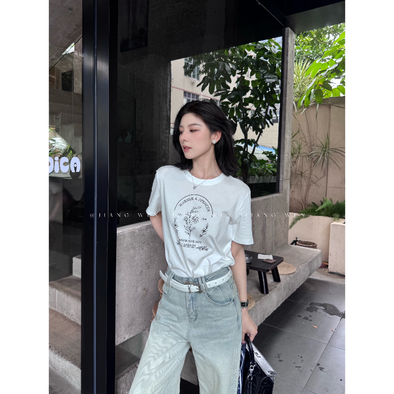 姜雯ukilau白色字母花朵印花短袖上衣女山茶花t恤夏宽松显瘦绝美