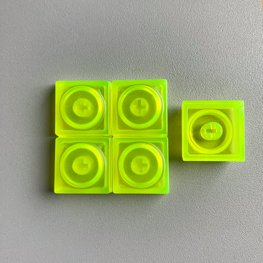 可爱蜜桃粉晶冰块透光键帽