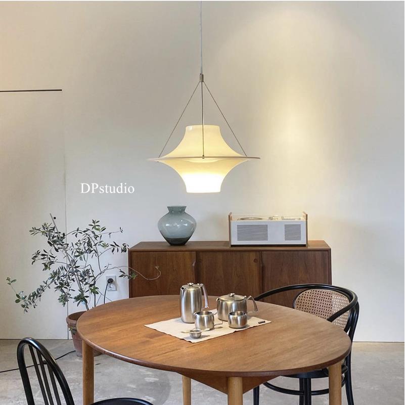 L7DPstudio中古奶油风吊灯包豪斯餐厅餐桌书房护眼韩式飞碟灯氛围