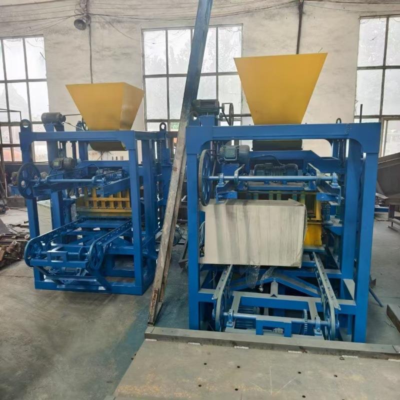 工厂小型水泥空心制砖机高质量半自动混凝土砌块制砖机优惠
