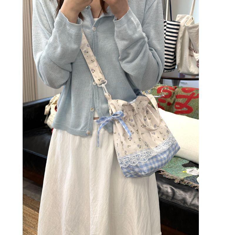 新款时尚休闲百搭单肩包斜挎女包