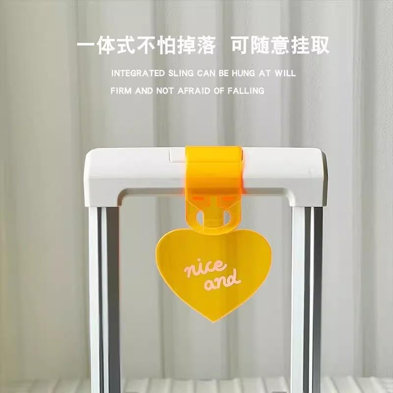 【9.9/6个】ins荧光行李牌旅行箱吊牌标识牌托运防丢标签识别挂牌