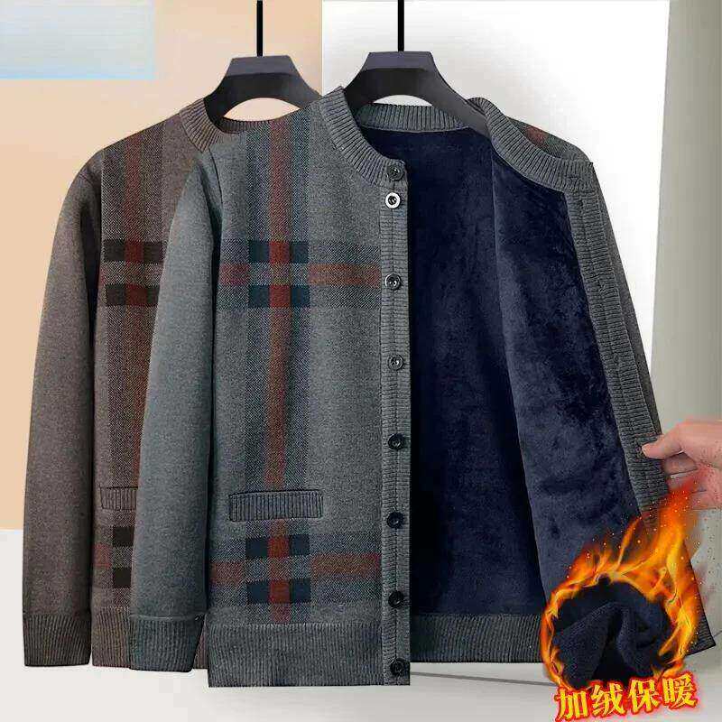 2Xy轻奢服饰爸爸装秋冬季加绒开衫中老年人保暖男装针织毛衣外套