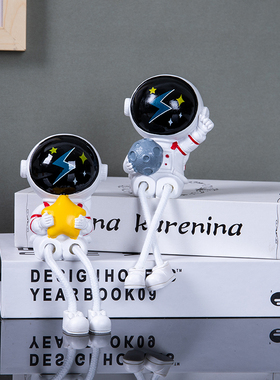 现代太空人轻奢家居宇航员摆件创意办公室酒柜客厅装饰品桌面摆设