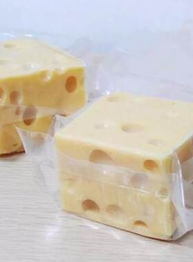 法国进口 emmental 艾蒙塔大孔芝士 大孔奶酪 250、500克真空分装