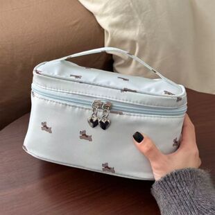 小狗印花化妆包女大容量便携式收纳包旅行外出手提洗漱包杂物新款