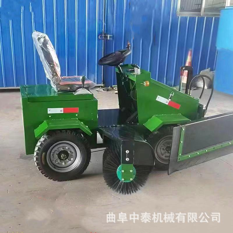 牛槽饲料推料车电动牛舍内推草料清扫车养殖场地面自动扫草车