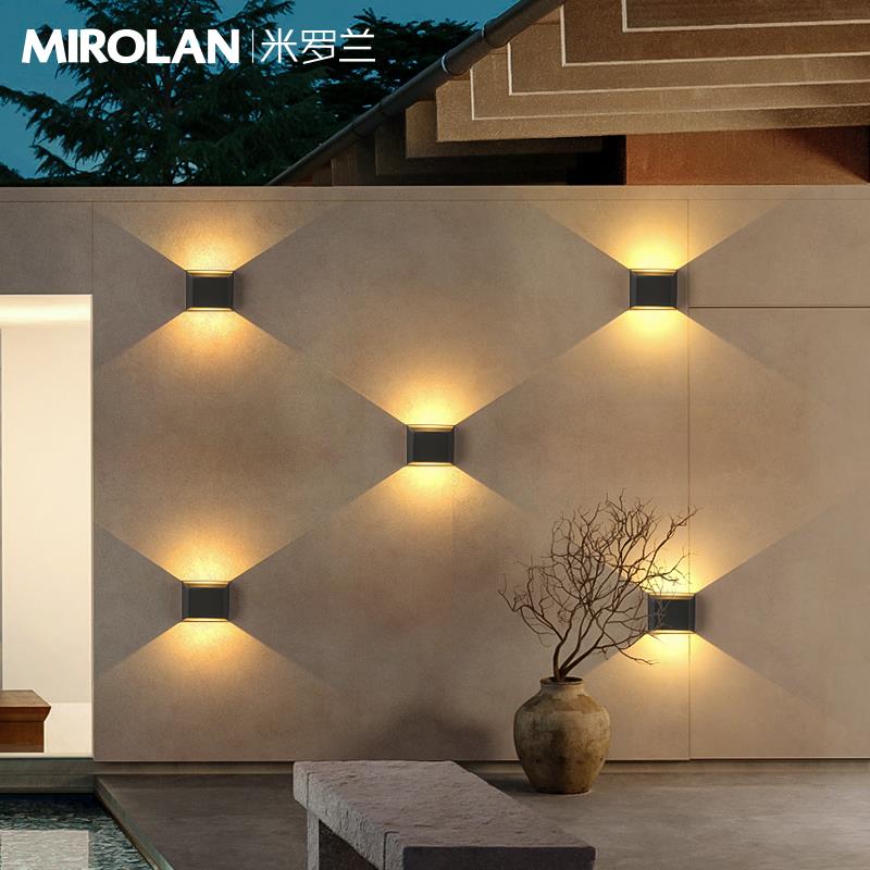 太阳能壁灯户外围墙防水新款壁灯别墅庭院灯院子外墙转角灯洗墙灯