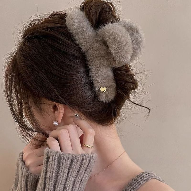 后脑勺毛毛盘发抓夹百搭发夹秋冬新款大发量鲨鱼夹批发显白女头饰